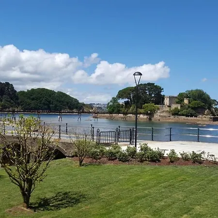 Centro Pueblo Santa Cruz - Oleiros - A Coruna