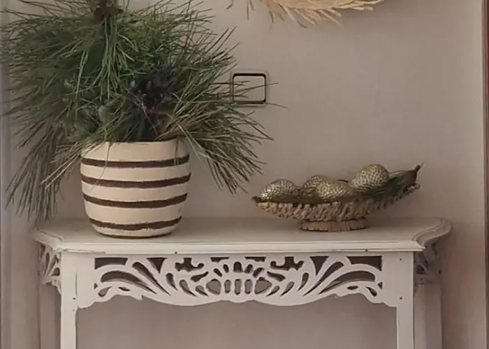 Centro Pueblo Santa Cruz - Oleiros - A Coruna *